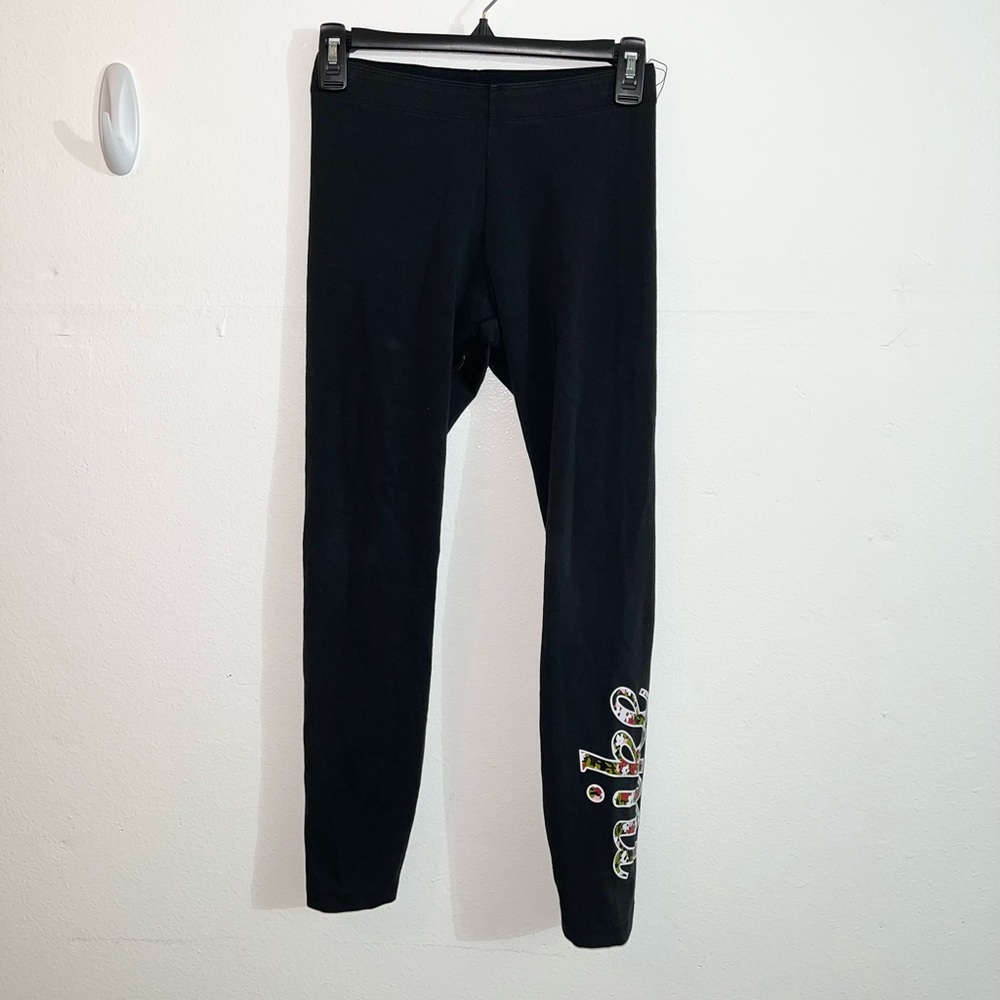 Women’s Nike Floral Logo Leggings - Size Small